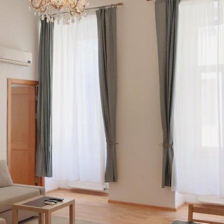 W&B Elegant Apartment Near The Zsinagogak Budapest Extérieur photo